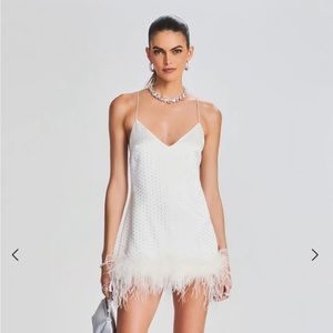 Small Retrofete mini-dress🤍